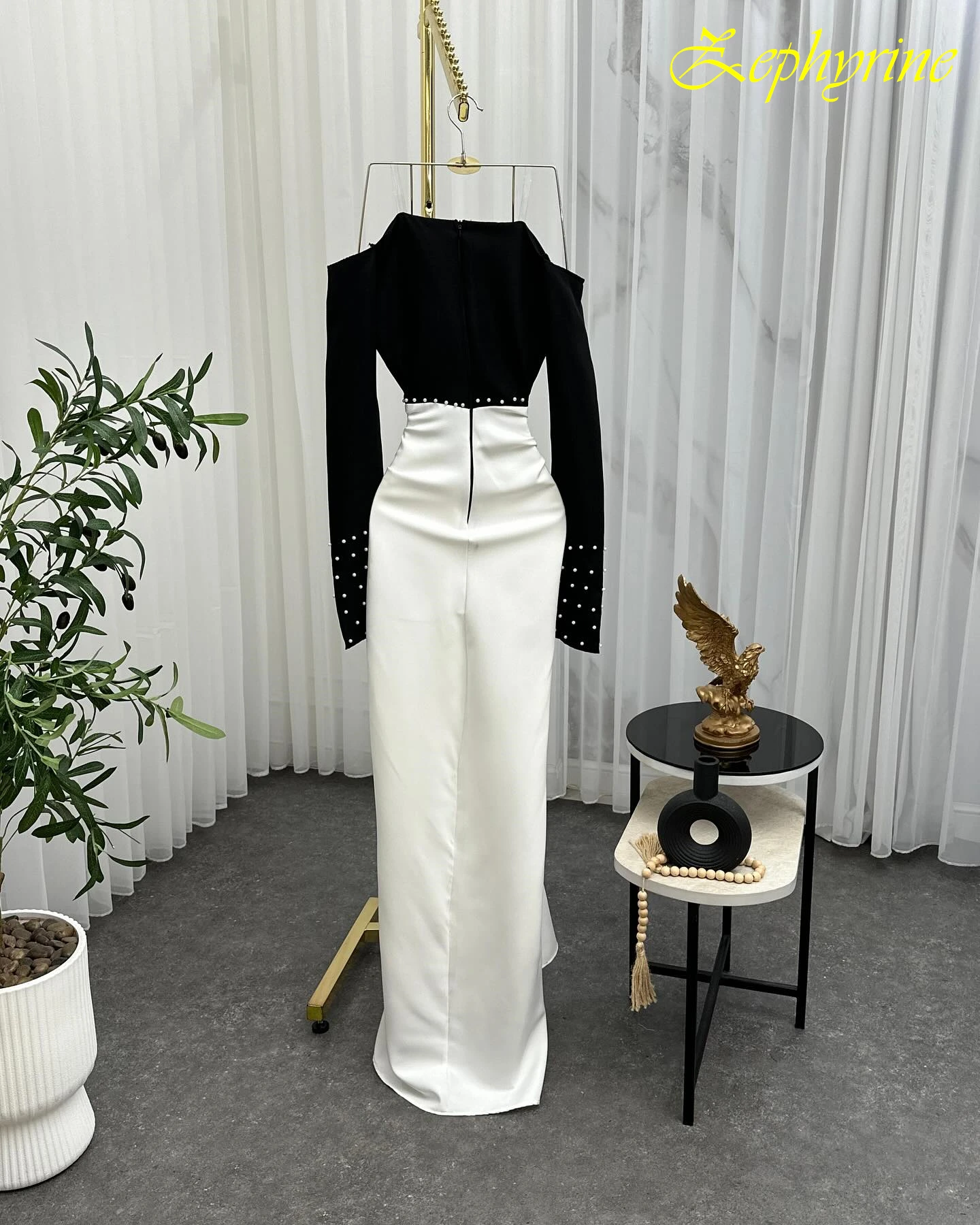 Customized Straight Boat Neck Elegant Formal Evening Dress and Temperament High Quality Celebrity Gowns Delicate Party Dress