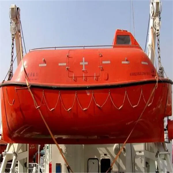 5M 25P totally enclosed lifeboat fire proof with gravity luffing arm davit