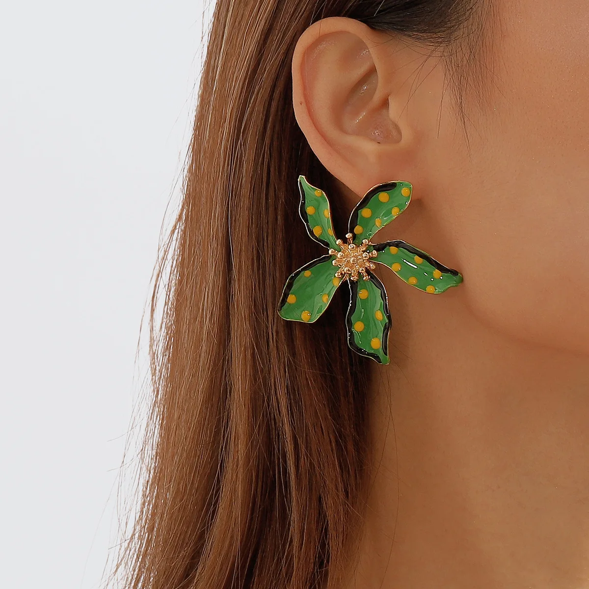 

Fashion Alloy Drip Oil Flower Polka Dot Earrings, Spring and Summer New Temperament Colorful Sweet Stud Earrings