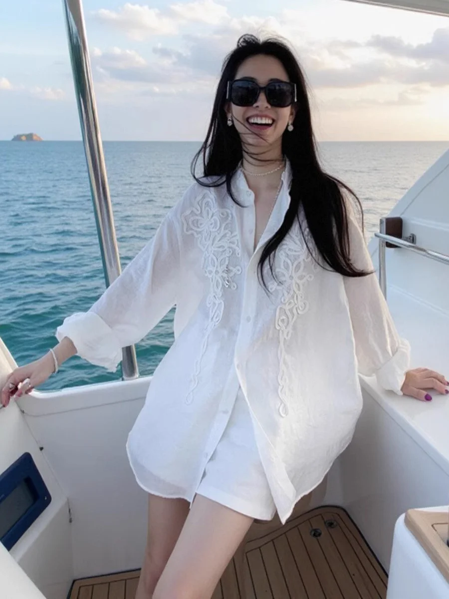 

Новинка 2023 года, женское льняное длинное све с цветочной вышивкой, винтажное синее, белое, весна-осень-лето, дышащее, удобное...