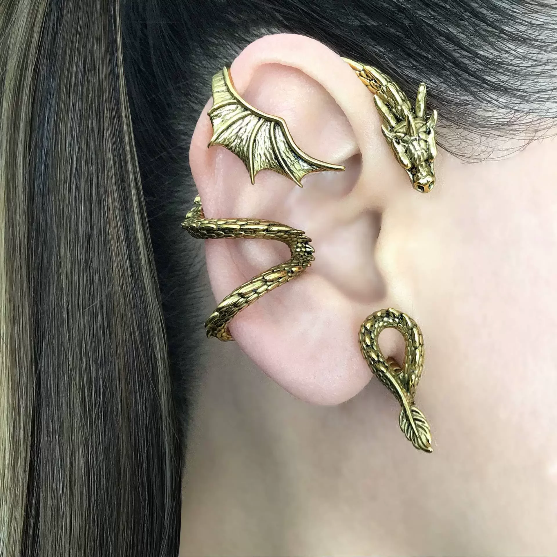 

New 1Pcs NO PIERCING Dragon cuff with large wing in Gold Dragon earrings, Dragon ear cuff, Black Dragon, Dragon ear wrap