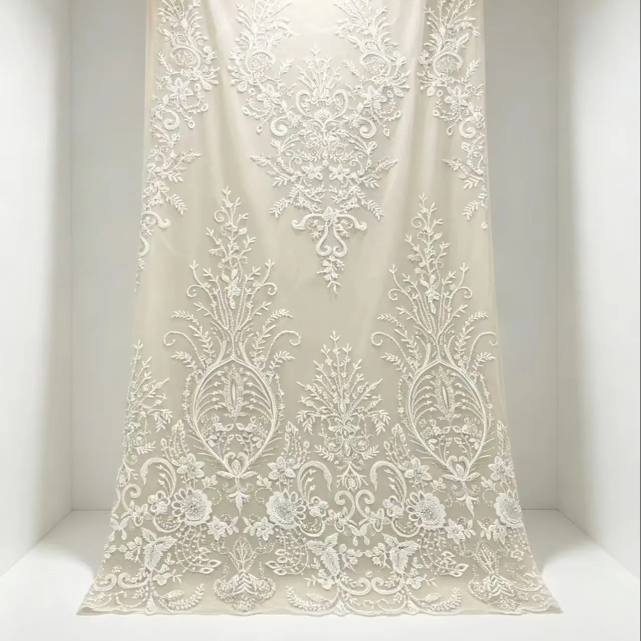 

XILEI #06 Luxury Pearls Tulle Lace Fabric Scalloped Design Beaded And Sequins Lace Material For Wedding Gowns Formal Dress