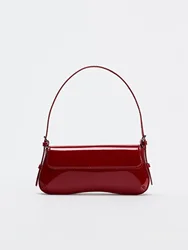 Red Stick Underarm Bag 2024 Autumn New Product Fashionable Simple Commuter Flip Retro Shoulder Bag
