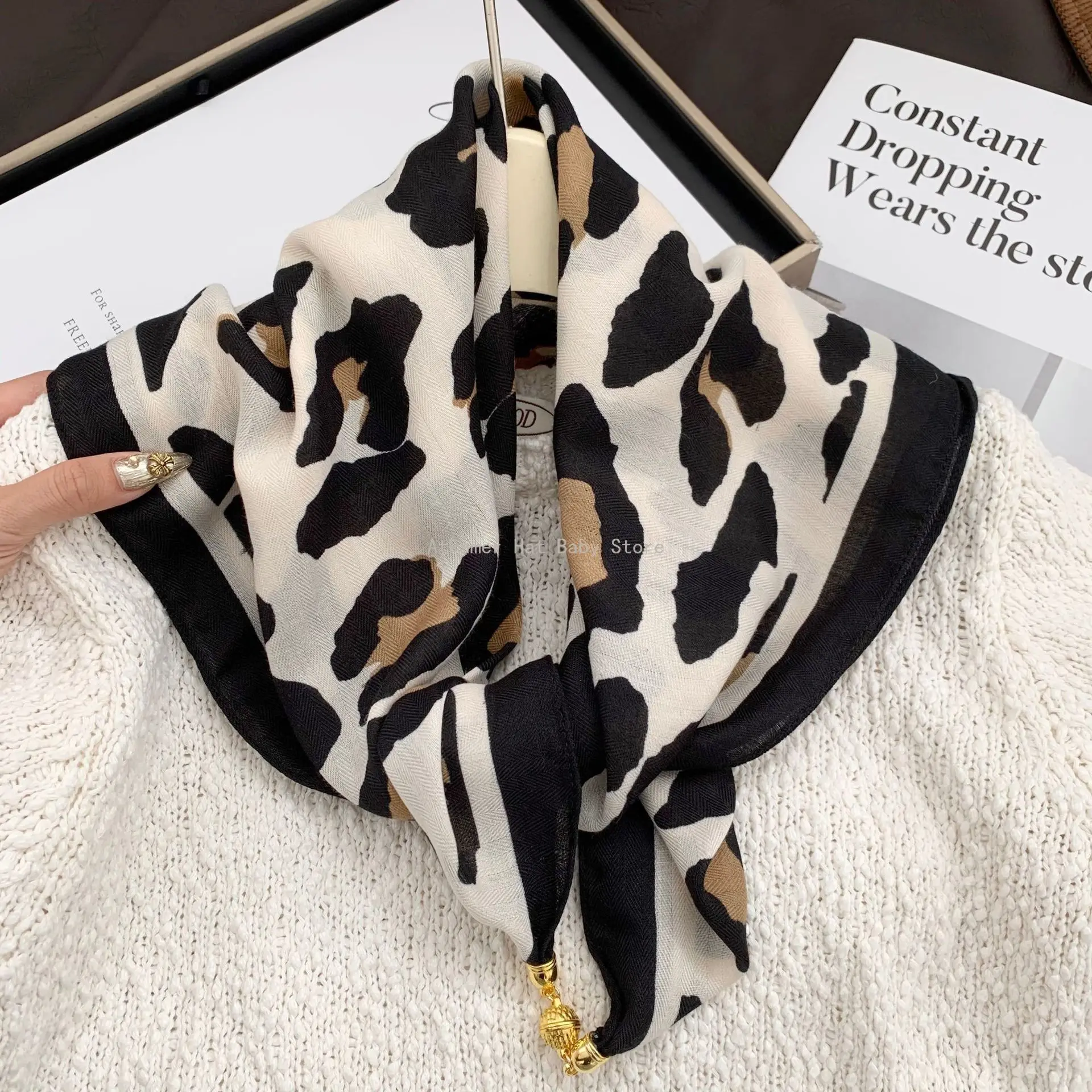 

Women'S Soft Stylish Leopard Printed Scarf Retro Lady Hijab Bag Ribbon Foulard Neckerchief Headbands Gift