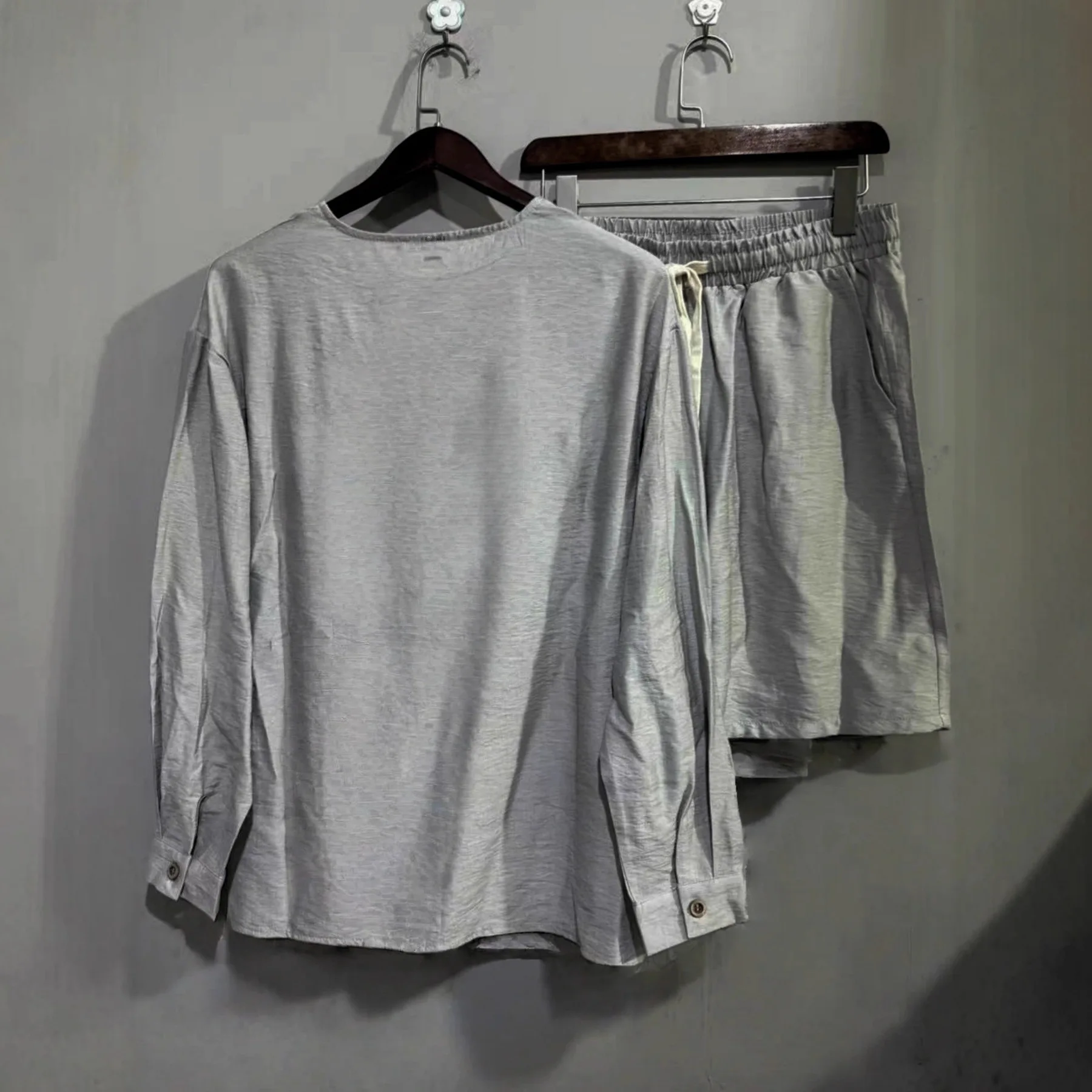 Mann Zwei Stück Set 2025, Neue männer Einfarbig Langarm T-shirt Shorts Set Leinen Strickjacke Casual Lose Kurze lange Ärmel Shirts