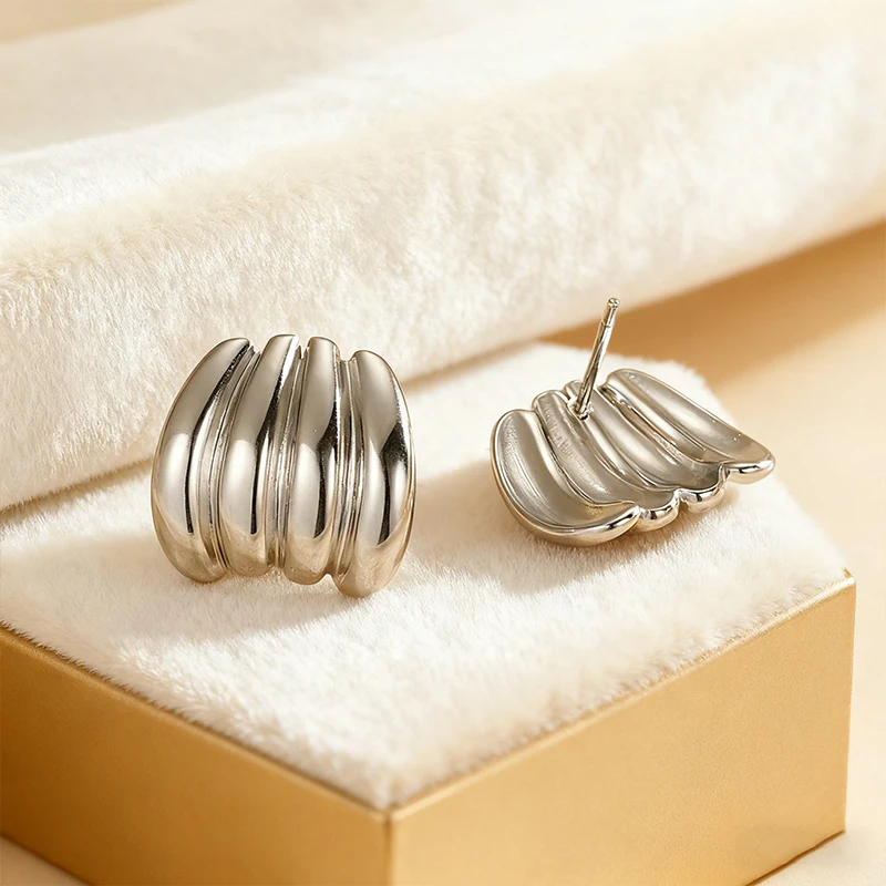 Fashion Vintage Exquisite Smooth Stud Earrings Stainless Steel Personalized Accessories Small Cute For Women Jewelry Gifts