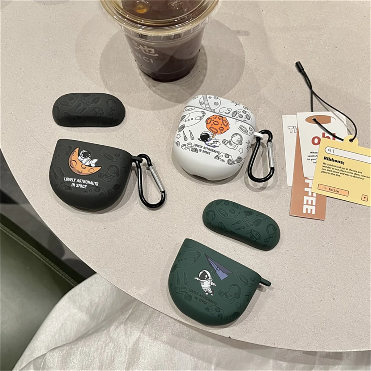 BOSE QuietComfort Earbuds II (2022) & BOSE QuietComfort พิเศษ (2023) ฝาครอบพร้อมตะขอหูฟังนักบินอวกาศน่ารัก