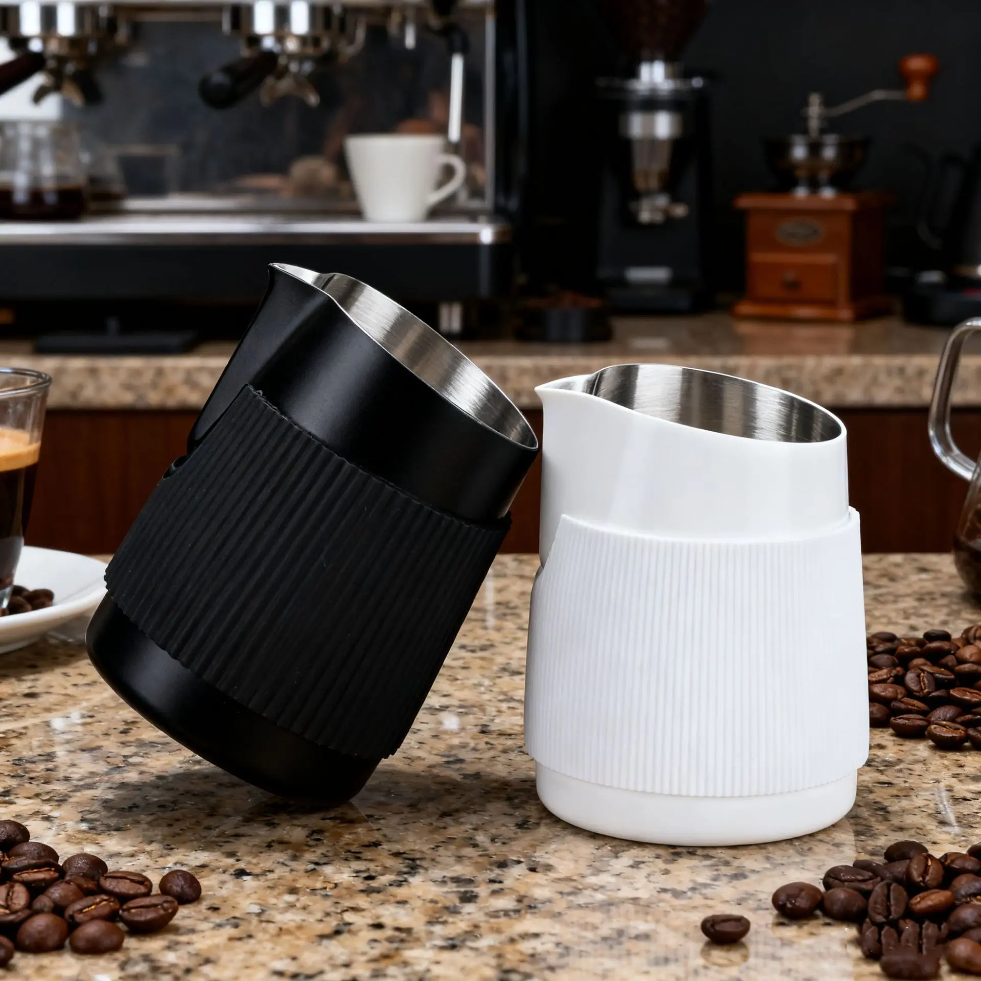 480ml Silicone Sleeve Anti-scalding Stainless Steel Pointed Mouth Coffee Latte Art Cup Beveled Mouth Milk Foam Cup with Scale
