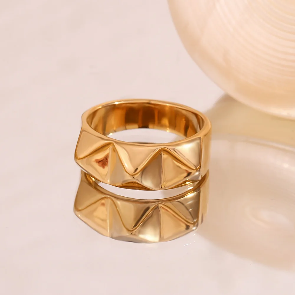 E.B.belle Punk Geometry Rivet Ring Waterproof Tarnish Free 18K Gold Plated Decoration 316L Stainless Steel Jewelry