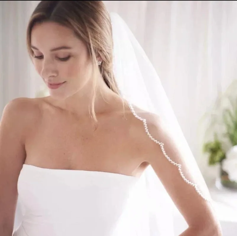 

Handmade Beaded Edge Bride Single Layer Veil Classic Wedding Styling Veil