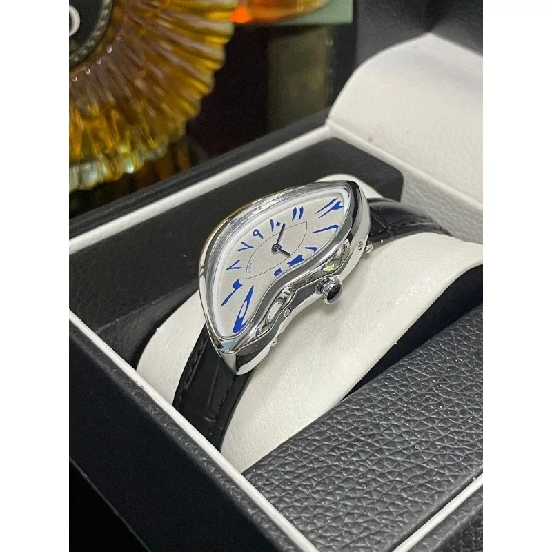 

Emperor Qin Shi Huang Y2K Shaped Men's Watch, Melted Twisted Quartz Wristwatch