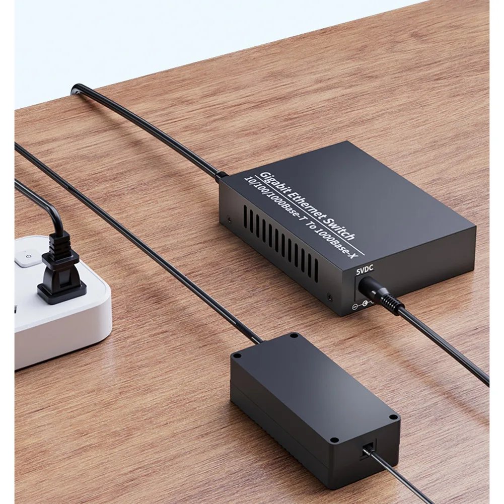 DT77 Gigabit SFP to RJ45 Fiber Media Converter LC Single Mode Single Fiber Transceiver 10/100/1000M
