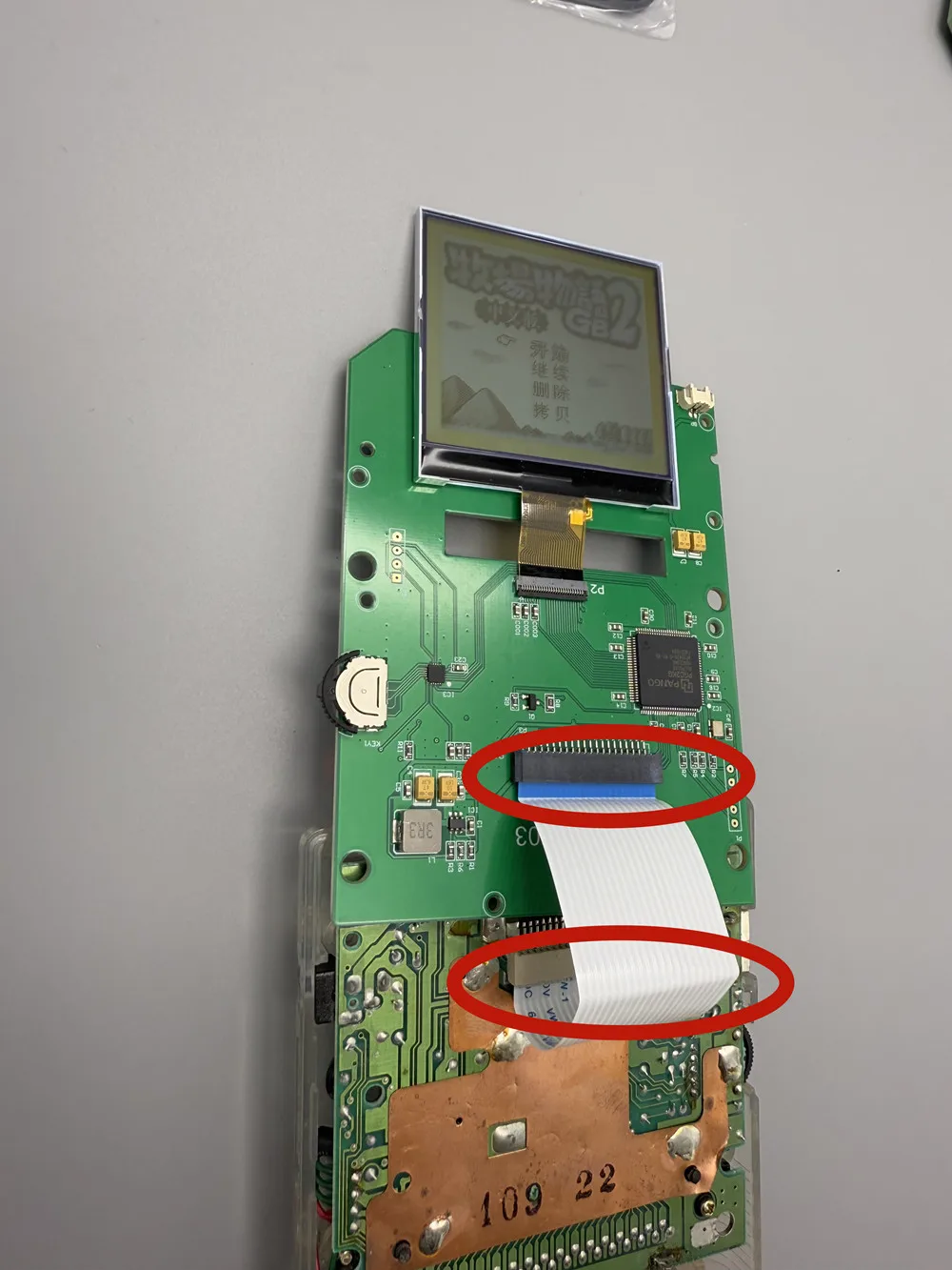 2.5-inch Grayscale LCD Screen For Gameboy GB DMG Game Console Cut-free shell No welding Original Size Screen LCD point to point view 2
