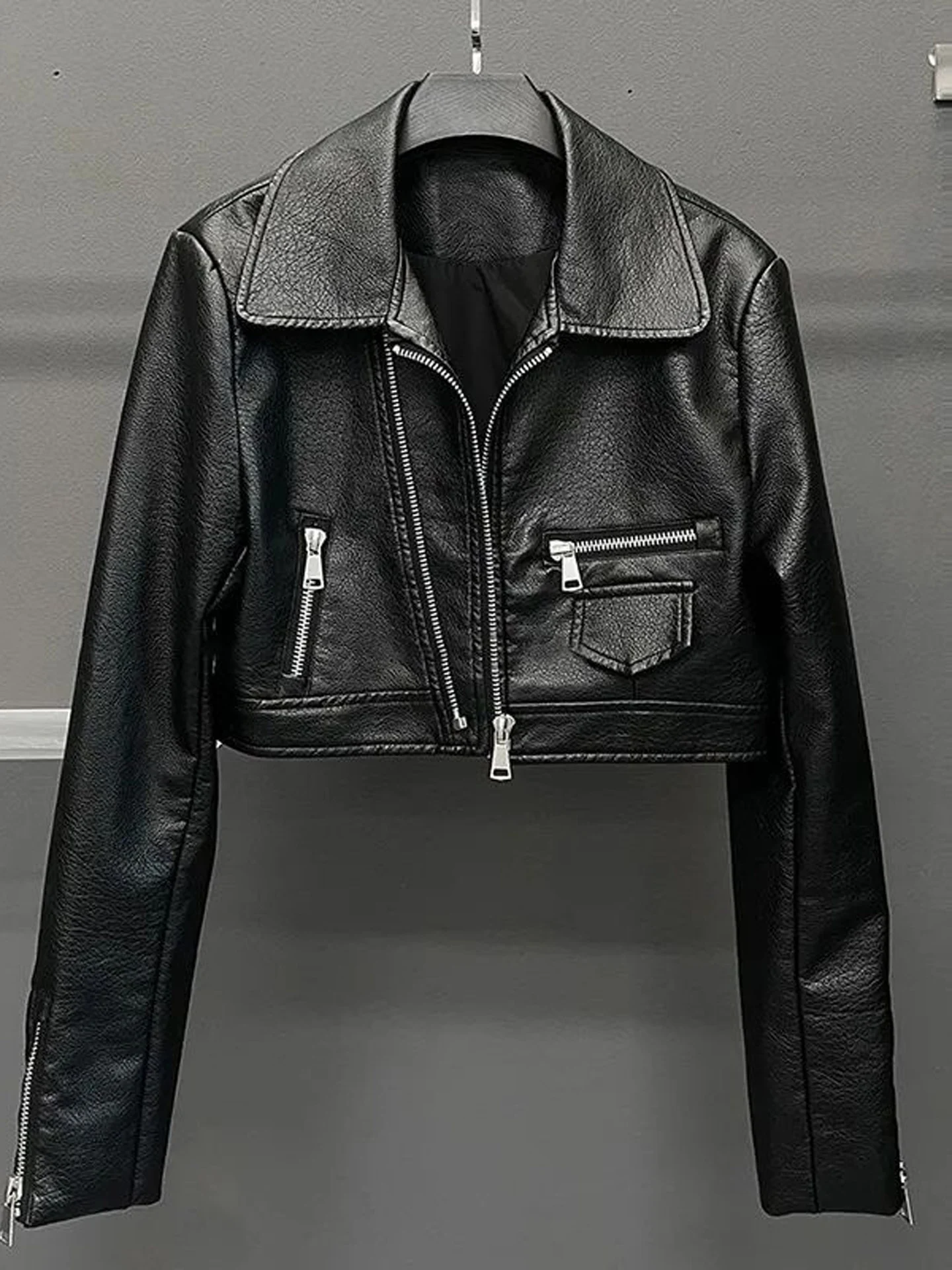 Black Short Biker Style PU Leather Jacket Women's Slim Fit American Retro Motorcycle Clothes Fashionable Autumn New Arrival