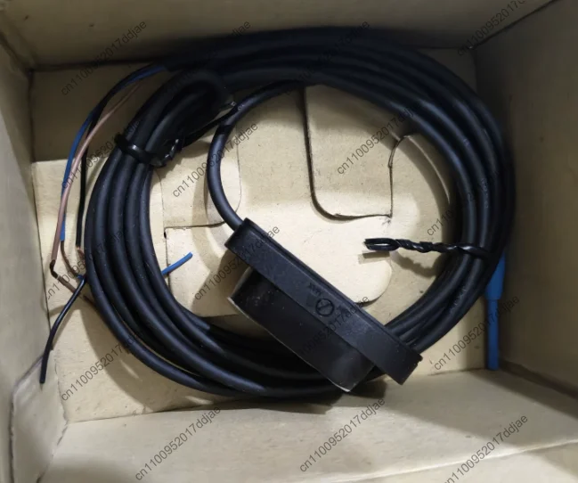 nuovo-sensore-fotoelettrico-ba2m-ddt-p