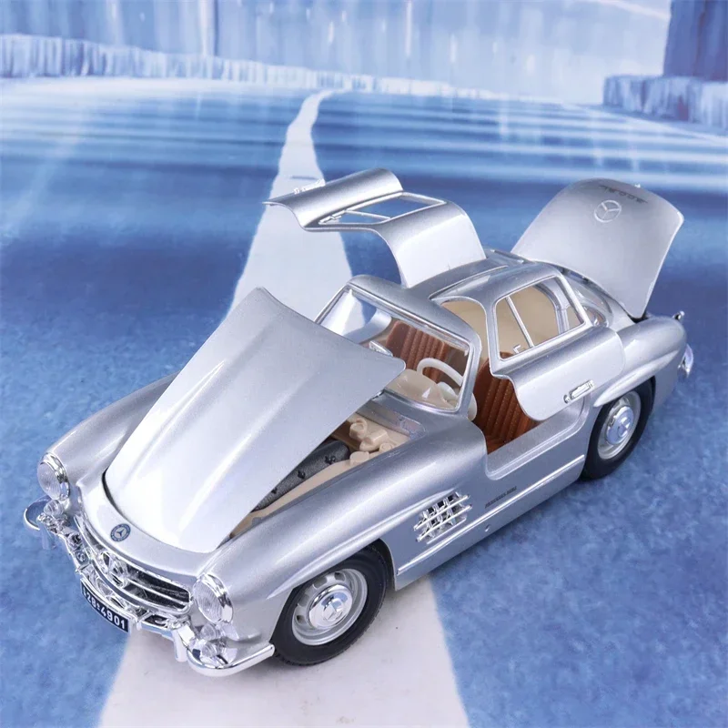 Bburago 1:18 1954 Mercedes-Benz 300 SL Sports Car High Simulation Alloy Diecast Metal Toy Car Model Collection kids Gifts B335