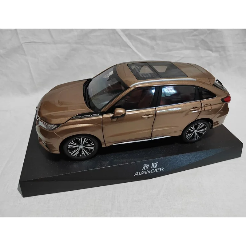 1:18 Scale AVANCIER 2016 Alloy Car Model Collection Ornaments