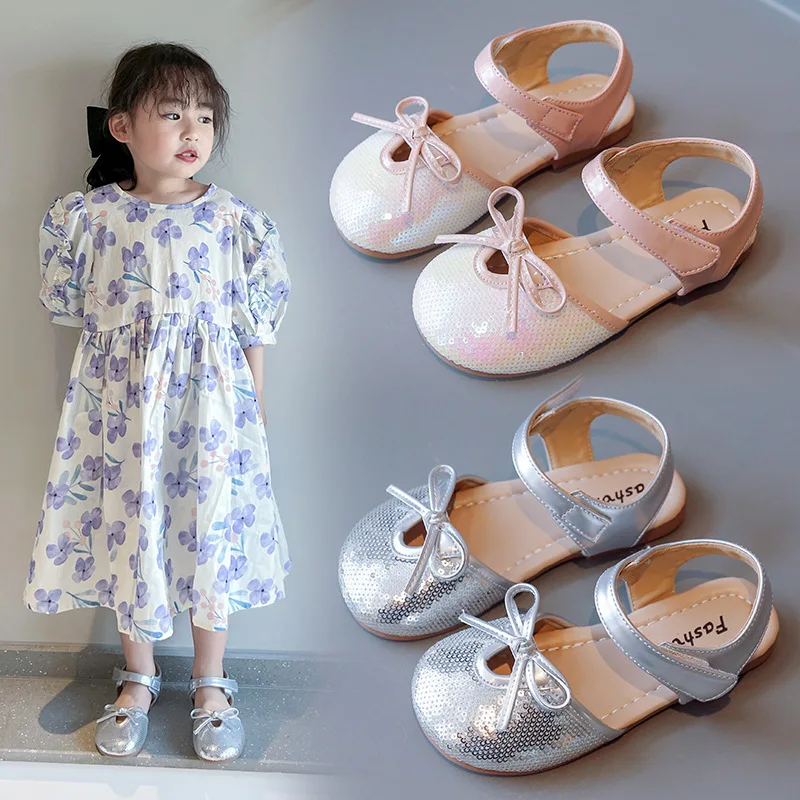 

Girls Glass Slipper Little Princess Shiny Sequined Sandals for Wedding Party Summer's Kids Leather Shoes Soft-soled Child Sandal