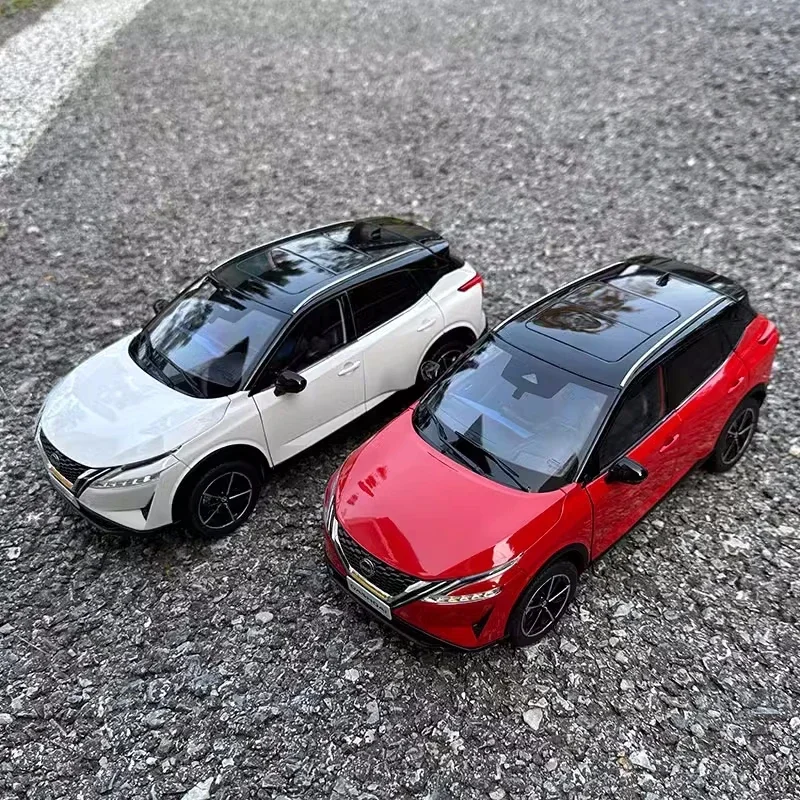 1:18 Scale FOR Nissan Qashqai 2023 Red Static Simulation Diecast Alloy Miniature Model Car Gifts Collections