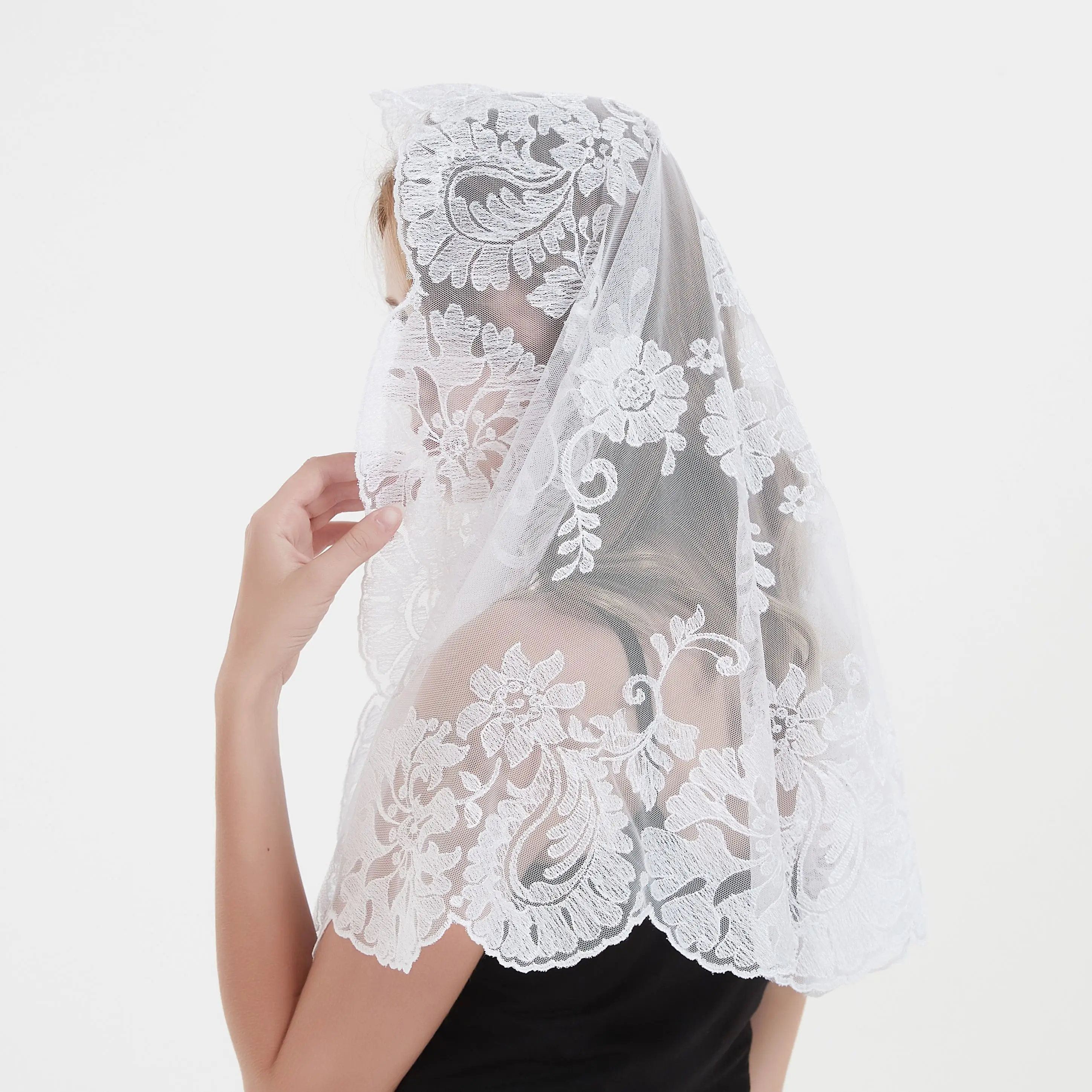 Large Size Half Moon Embroidery Women\'s Veil Head Covering Chapel Shawl Lace Mantilla