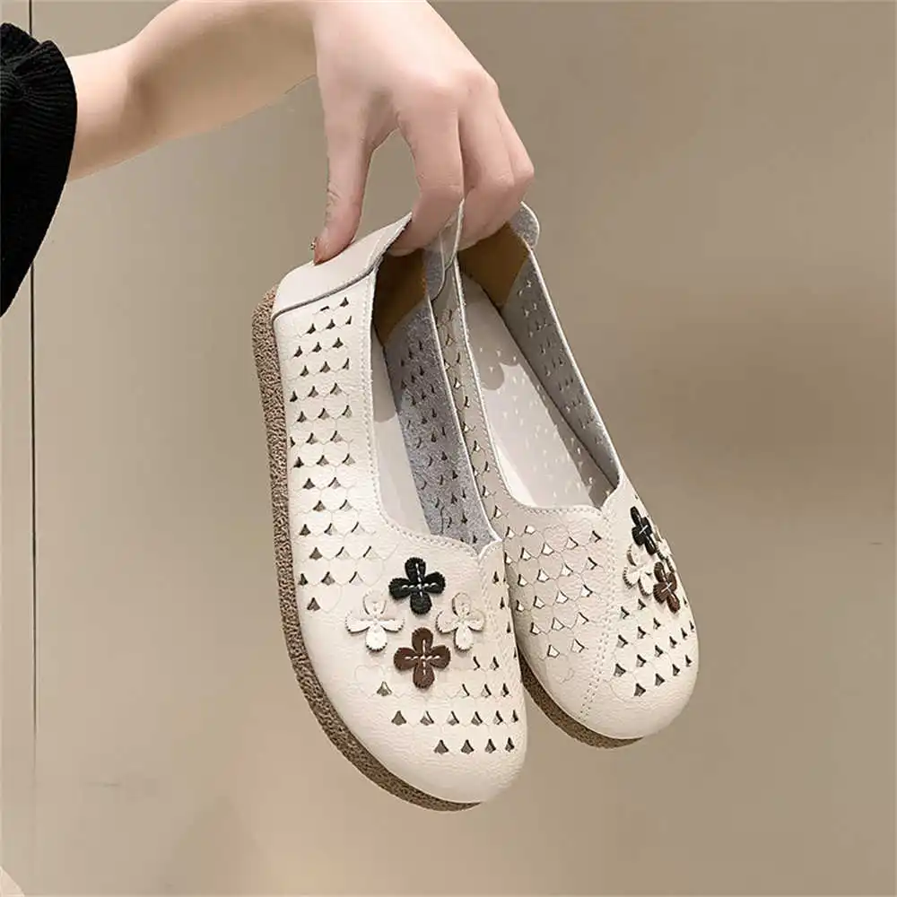 أحذية ربيعية شبه رسمية مقاس 33 أحذية تدريب نسائية أرجوانية أحذية رياضية مع أربطة رياضية كاجوال رياضية مضحكة بسعر صغير