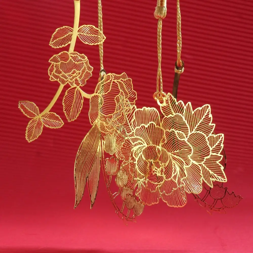 Ginkgo Leaf Hollowed Leaf Flower Bookmark Lotus Tassels Metal Reading Bookmark Retro Creative Leaf Vein Metal Bookmark