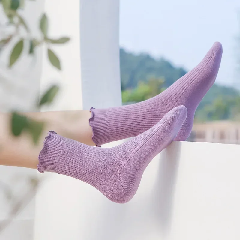 Spring and Autumn New Socks Women Japanese Wooden Ear Lace Pile Pile Socks Fresh 10 Color Cotton Tube Women's Socks Wholesale