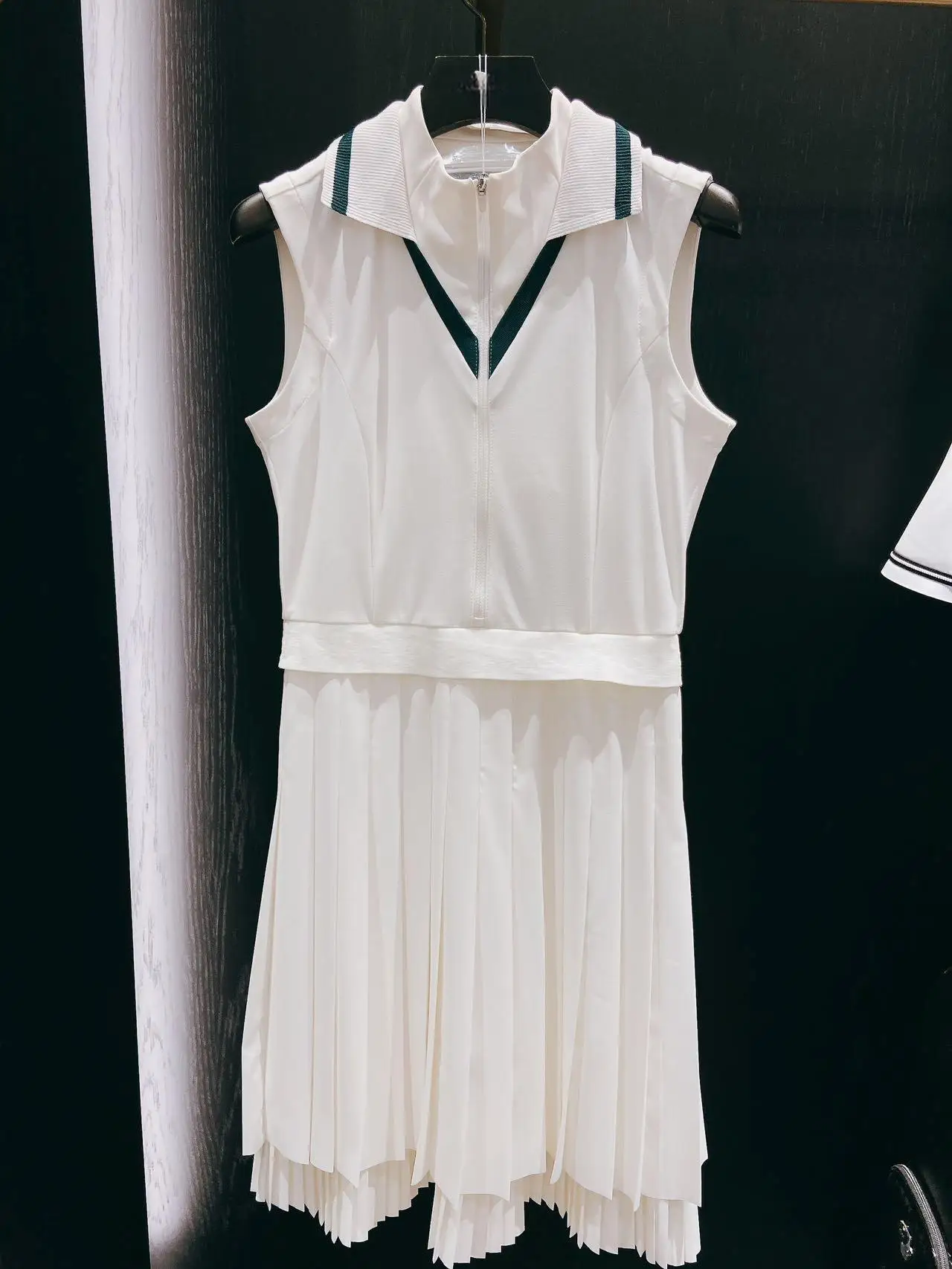 Women New Golf Sleeveless Dress Breathable Quick Dry Sports Vest Dresses Fashion Casual All Match Ladies Golf Athletic Skirt