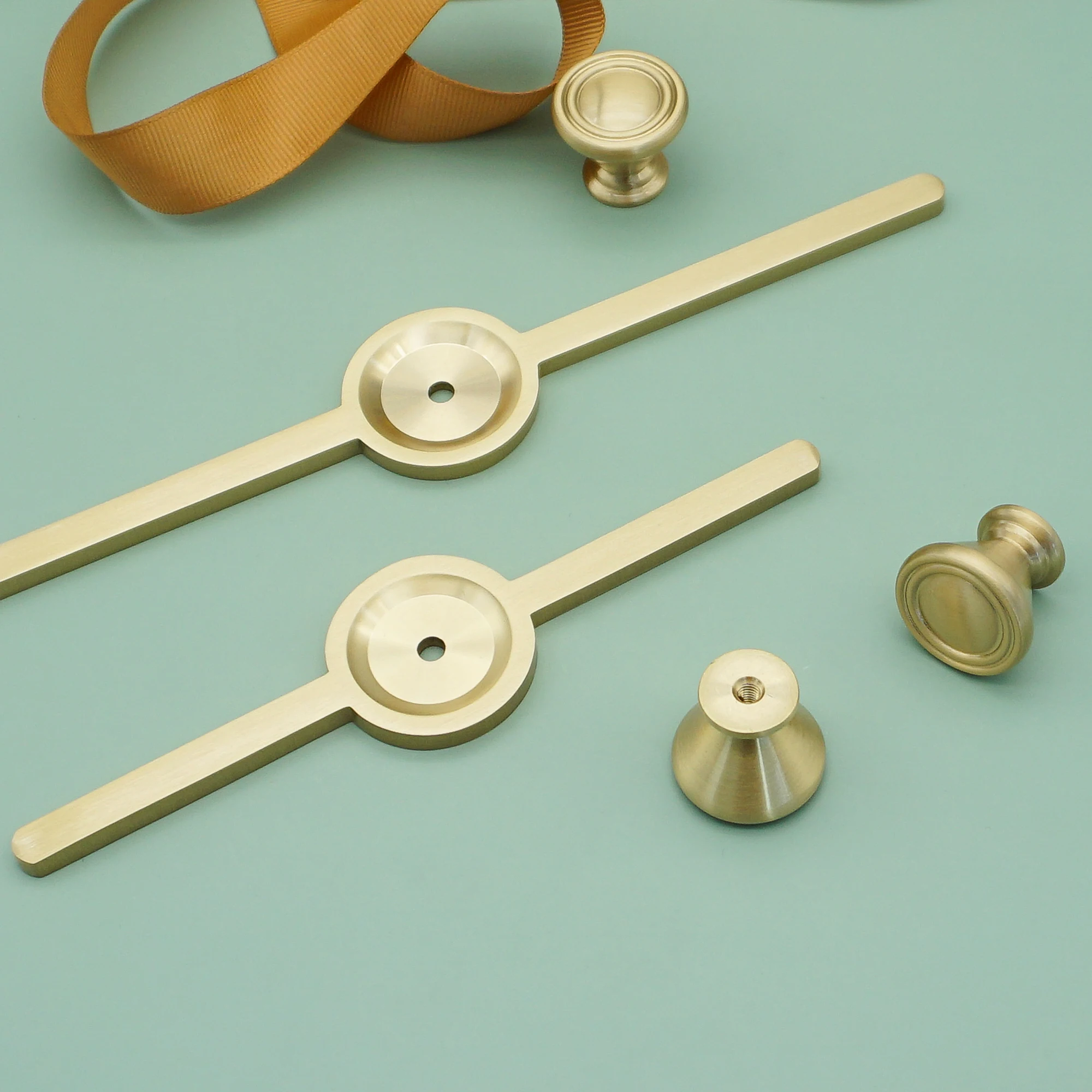 食器棚ハンドル,デラックス家具,ハードウェア,キッチンアクセ - Furniture Hardware With Backplate のレビューと価格