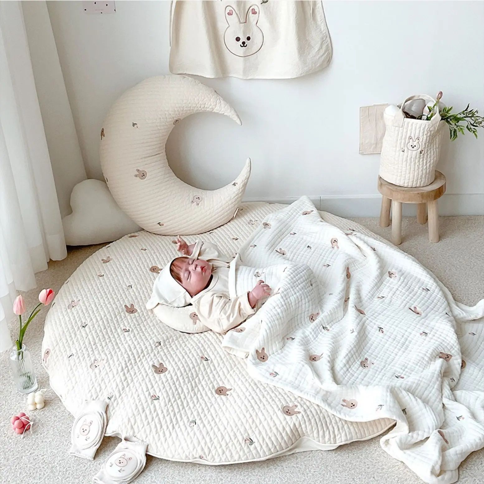 Korean New Baby Circular Crawling Mat Removable and Washable Floor Mat Rabbit Flower Embroidered Rug Kids Room Decoration Carpet