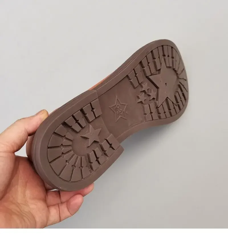 Careaymade-mocassins en cuir véritable chaussures pour hommes bout rond sans lacet chaussures plates résistant à l'usure respirant couleur unie chaussures pour hommes faites à la main