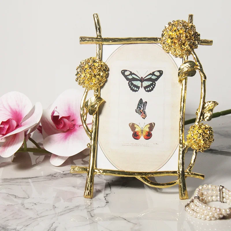 European and American light luxury photo frames set the table, ginkgo biloba metal modern simple decorative handicrafts ornament