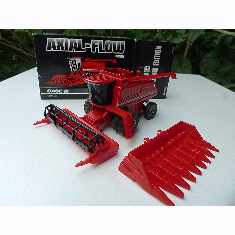 

Diecast Alloy 1:64 Axial-Flow 2188 Commemorative Harvester Model Red Adult Collection Gift Display Toy