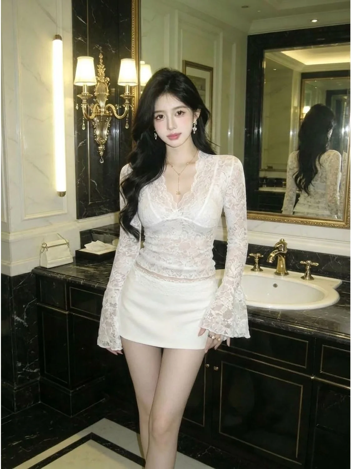 Korean Style Pure Desire Sexy Lace Base Shirt Women's Autumn Inner Light Luxury Hollow out Top Ladies Fashion T-Shirt