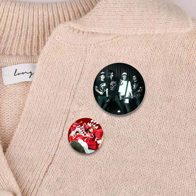 Retro Rock Band Tokio Hotel Brooch Pins Bill Kaulitz Pink Button Pin Gothic Badge Shirt Hat Accessories Decor Fans Collect Gifts
