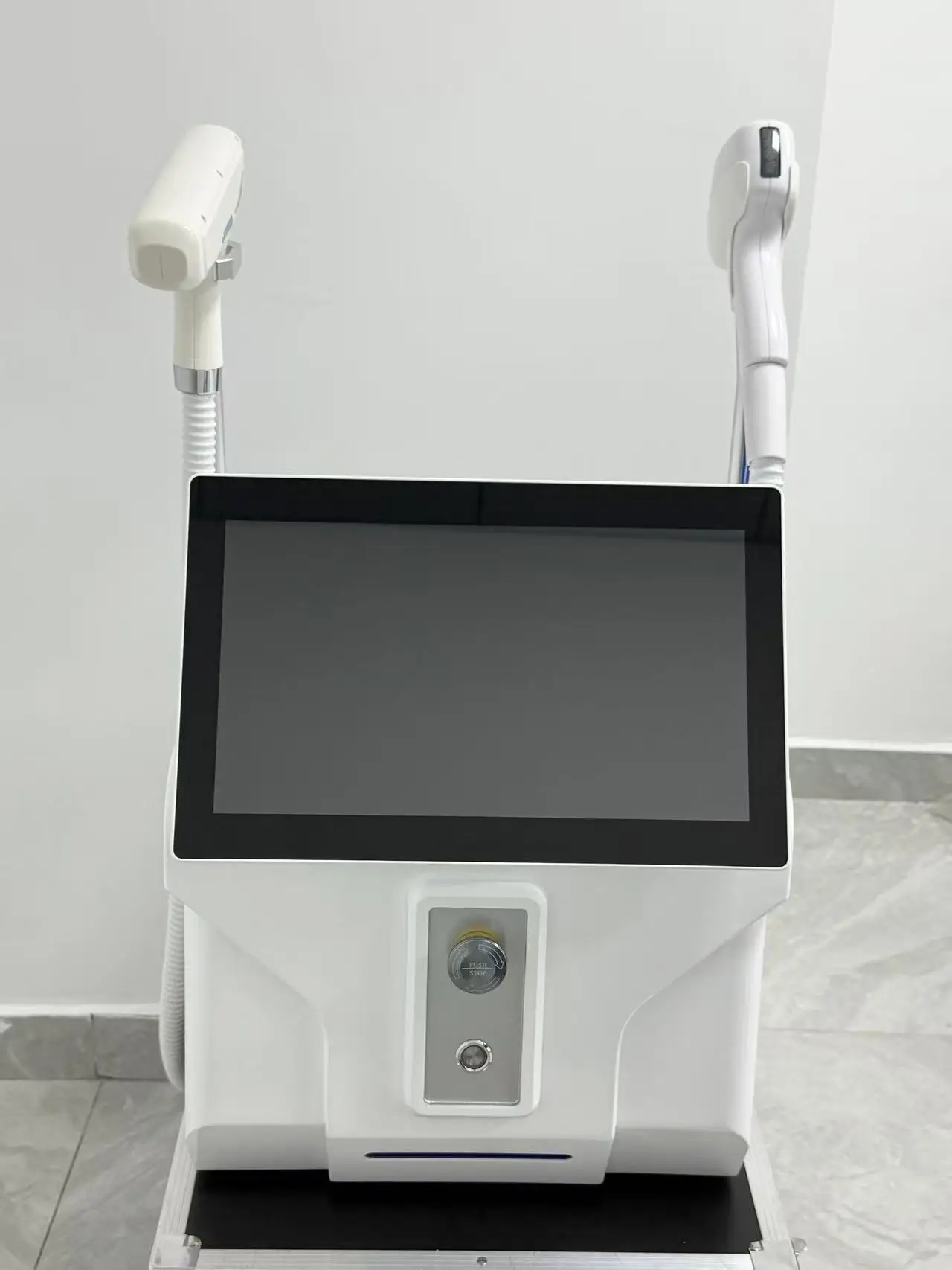 المتقدمة 2 في 1 آلة ليزر ديود 4000 واط 808nm 1064nm ND YAG إزالة الشعر الدائم بيكو ثانية إزالة الوشم 2025 جديد