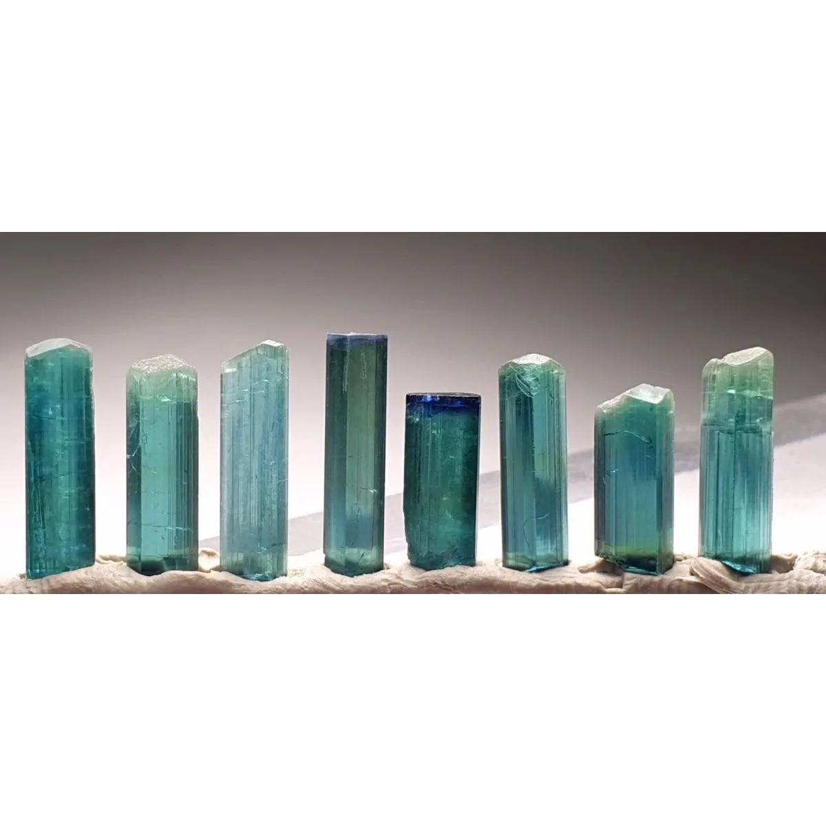 Brazilian Elbaite Crystal Points, 10g 5-15mm Natural Mix, Display Box for Mineral Collection