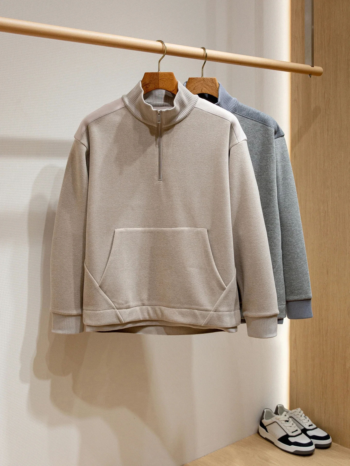 

ZZ air layer simple half zipper stand-up collar loose sweater hoodie