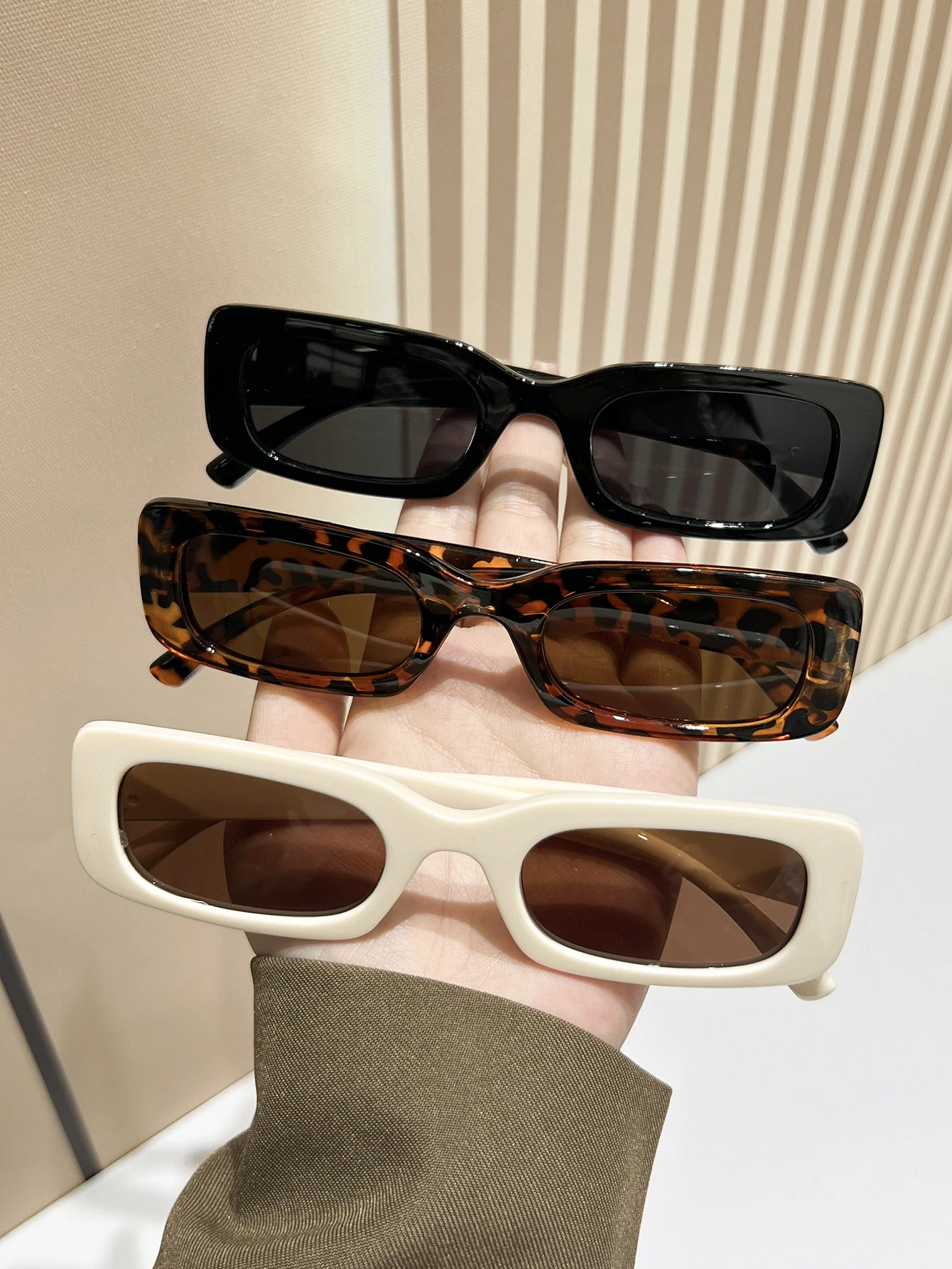 3-teiliges/4-teiliges modisches Sonnenbrillen-Set mit schmalem quadratischem Rahmen, mehrere Stile passen zu verschiedenen Outfits, geeignet zum Autofahren – Detail 2