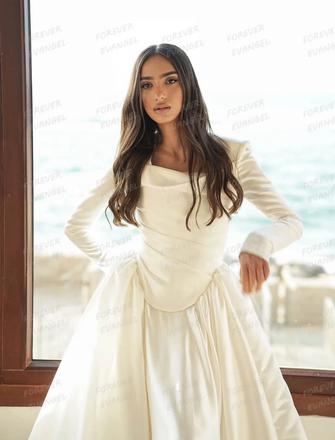 シンプルなフォーマルウェディングドレス女性 A ライン花嫁ドレス長袖サテンボートネックカスタマイズされたエレガントな Vestidos De Novia 2025