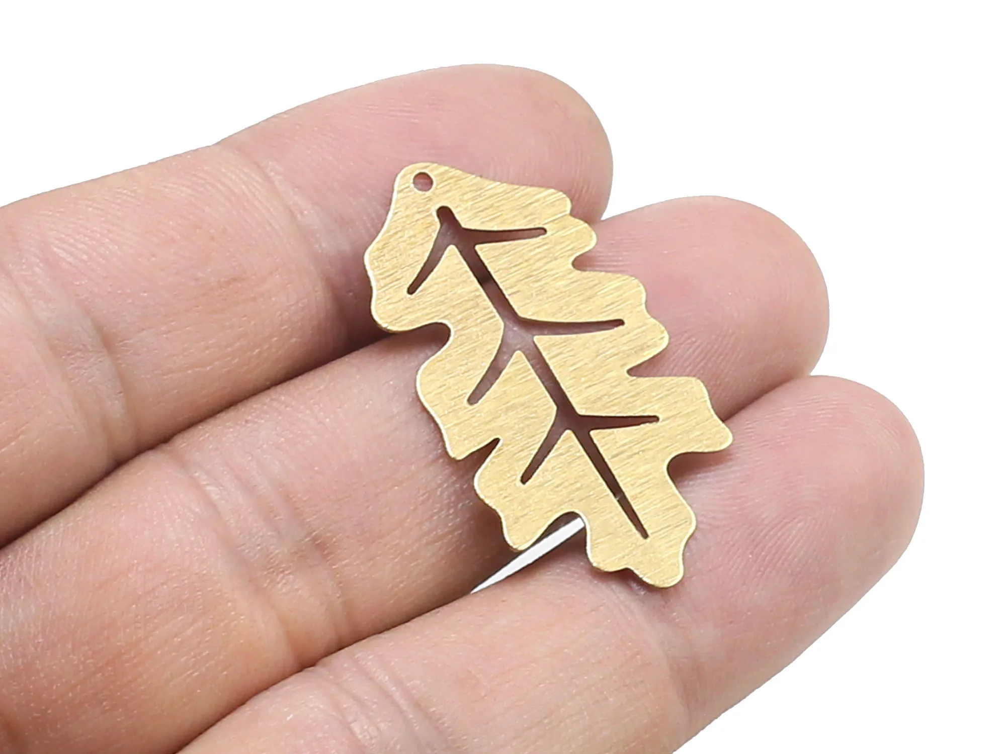 10pcs Brass leaf Charms, Brass earrings charm, Textured Brass pendant, Earring findings, 35x19x0.5mm, Jewelry Making R1561
