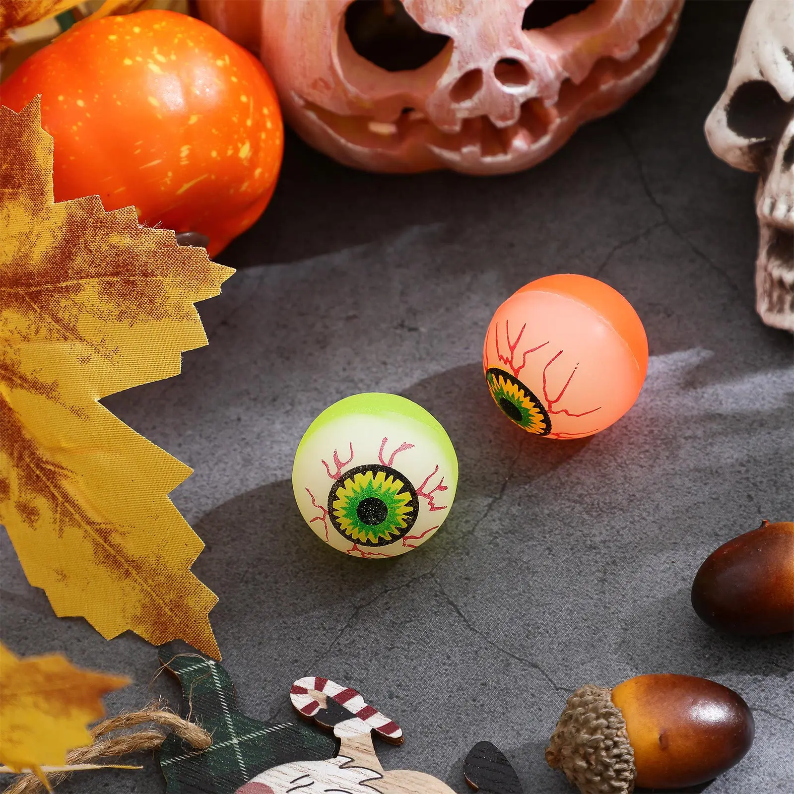 10個入り バウンスする目玉 ホラーデザイン ハロウィンパーティーの記念品 装飾 怖いいたずら小道具 お化け屋敷用品 トリックオアトリート