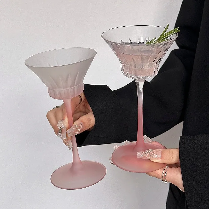 

High Value Goblet Creative Ins Premium Sense Frosted Cocktail Glass Medieval Champagne Glass French Pink Red Wine Glass Cups