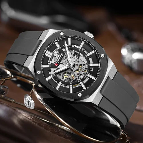 Imagen 2 del producto Reloj mecánico CURREN moderno para hombre, correa de silicona negra de cuerda automática con esfera transparente, reloj de pulsera deportivo con manecillas luminosas