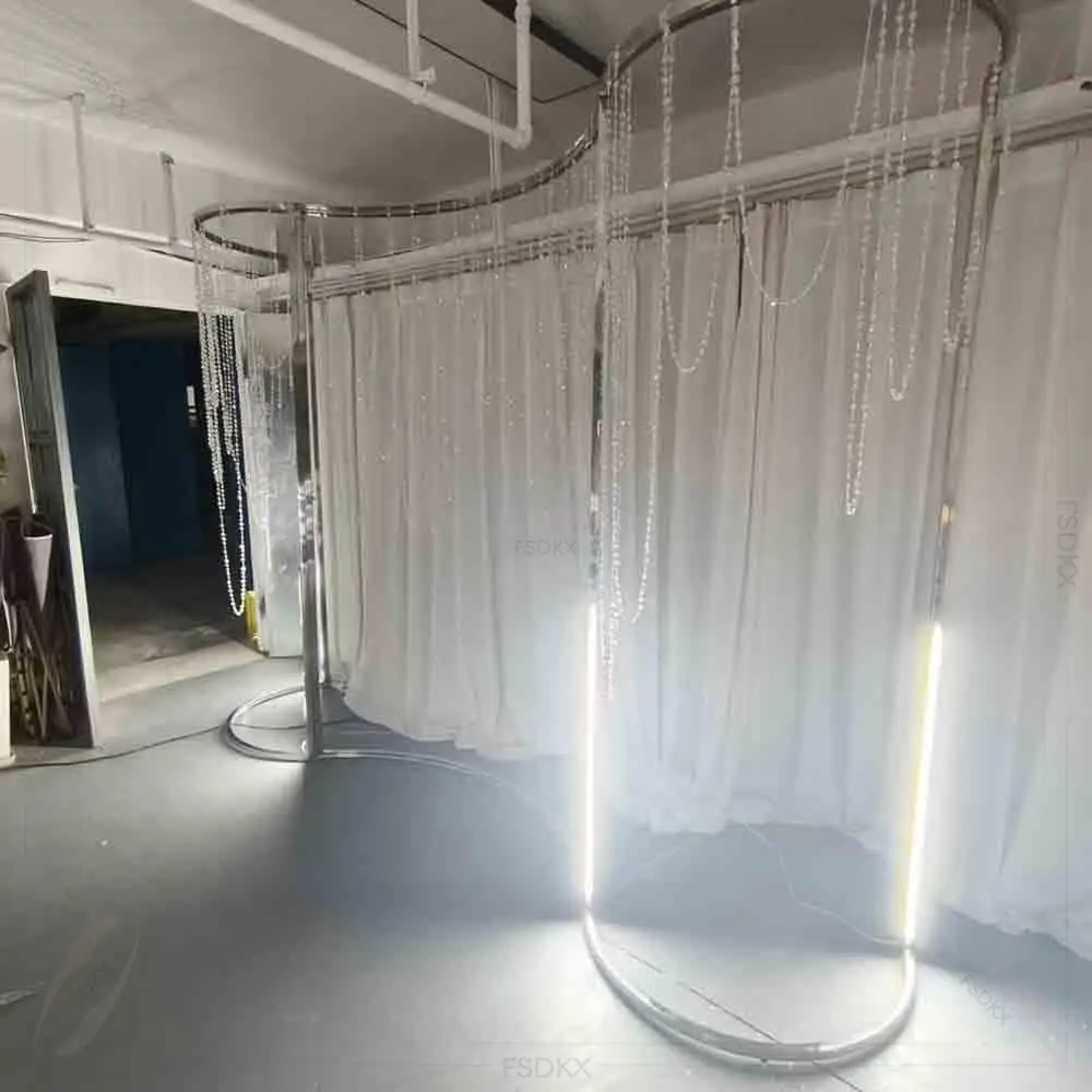 

New Luxury Stainless Steel Golden Wedding Floral Arch Stand With Crystal Hanging for Events Backdrop Decor