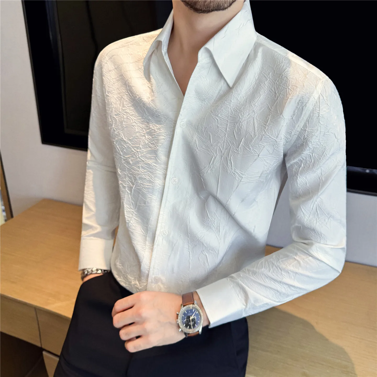 الخريف عالية الجودة قميص الرجال طويلة الأكمام مطوي تصميم الخامس الرقبة قمصان عادية عادية الأعمال الاجتماعية قميص الرجال الملابس #1