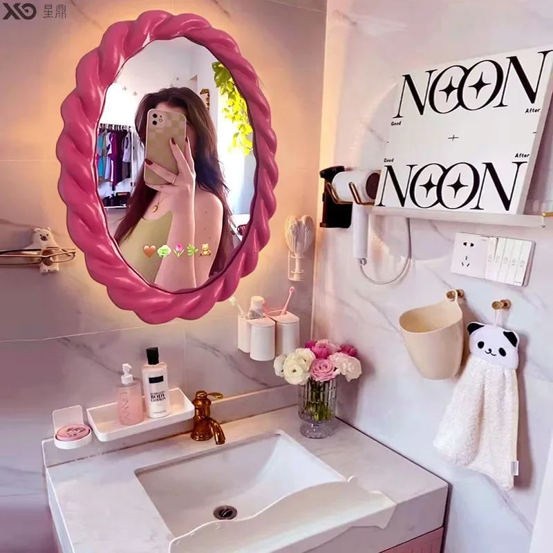 Nordic Style Pink Mirror Modern Simple Decorative Mirrors Stylish Designer Makeup Mirror Espejo Decorativo Home Decoration