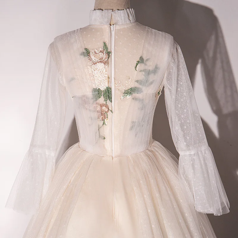 Vestidos de quinceañera de manga larga, apliques de flores, fiesta de graduación, bordado Vintage, largo hasta el suelo, vestido de baile de media manga de verano