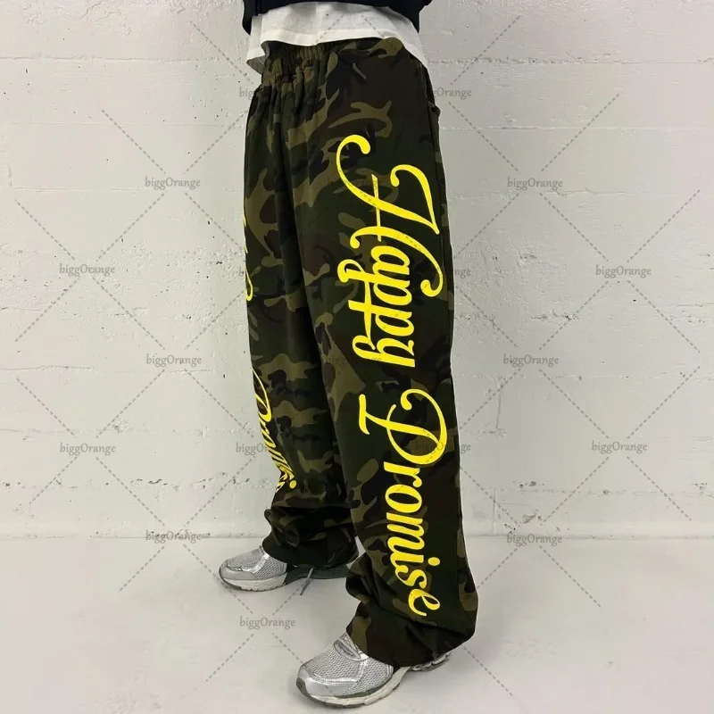 

2025 Trendy Streetwear Trousers Women Hip-hop Gothic Harajuku Camouflage Sweatpants Retro Casual Loose Wide-leg Pants Jogger Men