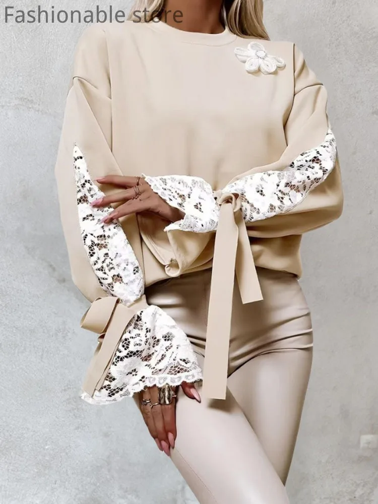 

Women's Colorblock Floral Decor Tied Flare Sleeve Lace Patchwork Sweatshirt